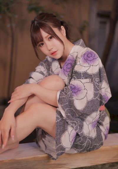 小媳妇看电视剧